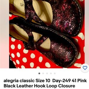 alegria classic Size 10 loop. Color is pink black w flower size 41. Day 249